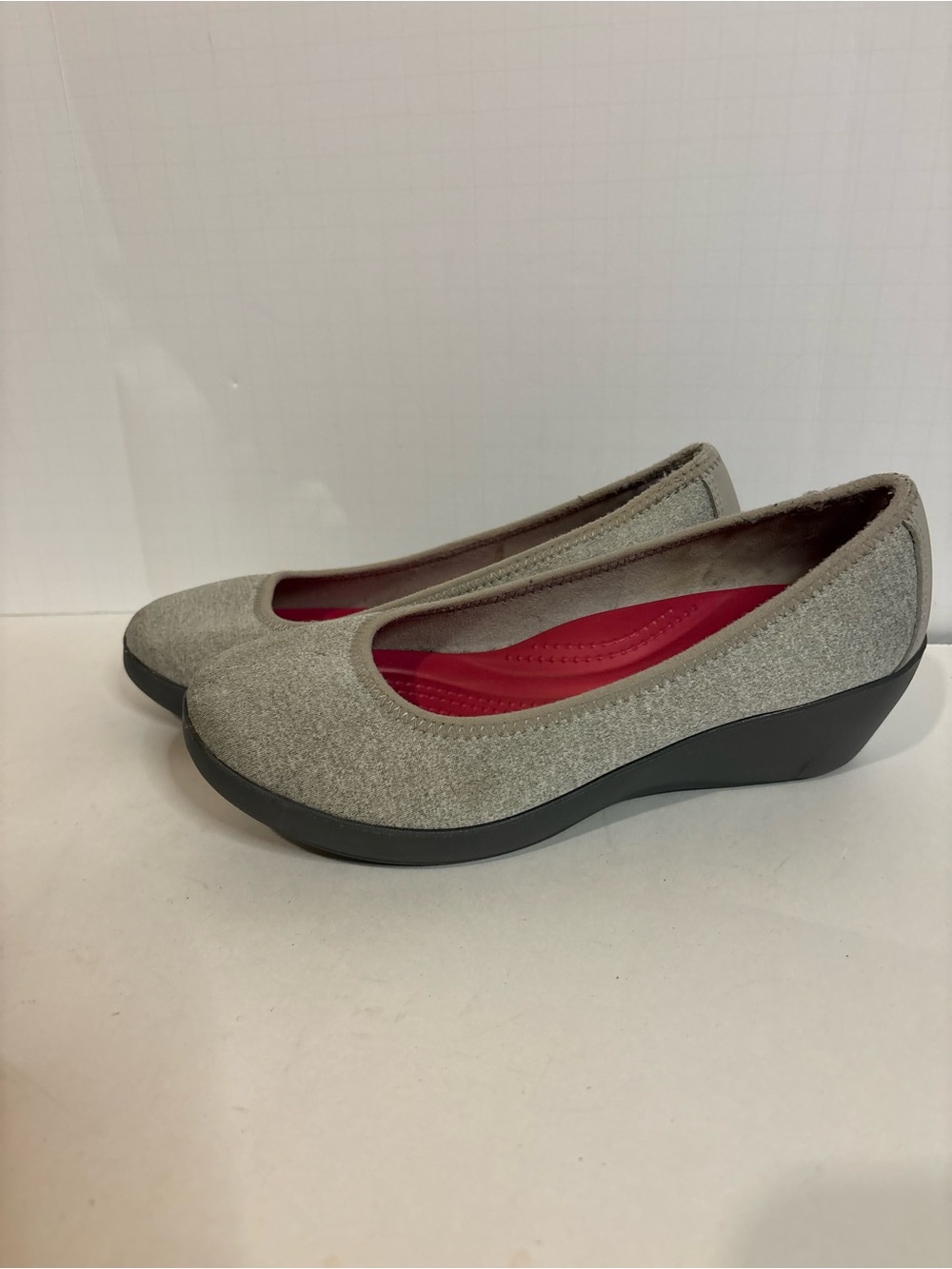 CROCS Gray Slip-On Wedge Flats with Pink Insole